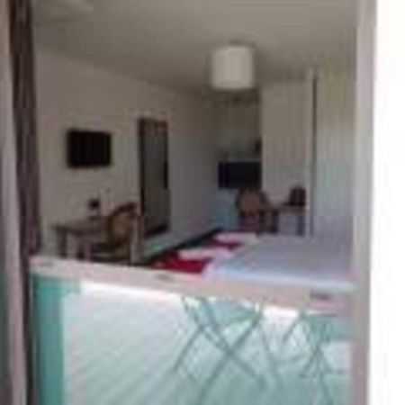 Les Jardins D'Athena Aparthotel เออกีส์ ภายนอก รูปภาพ